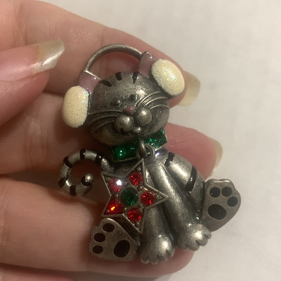 Kenneth Cole Pewter Christmas Kitty w/ rhinestone Star ⭐️ - Picture 4 of 5